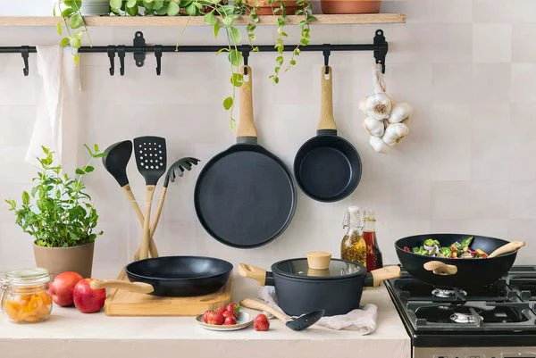 NON STICK UTENSILS 6 PCS - Image 6